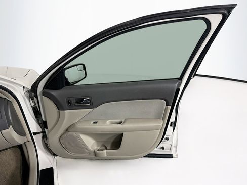 Used 2012 Ford Fusion SE image 28