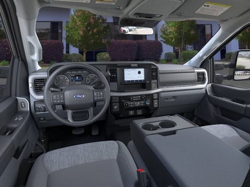 New 2026 Ford F350 XLT w/ 360-Degree Camera Package RWD image 31