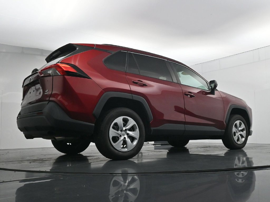Used 2020 Toyota RAV4 LE w/ All Weather Liner Package AWD/4WD image 23