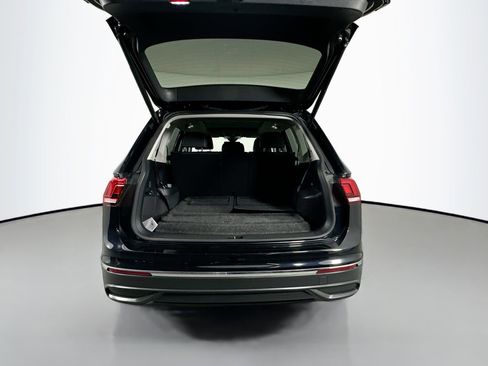 Certified 2022 Volkswagen Tiguan SE w/ Panoramic Sunroof Package image 24