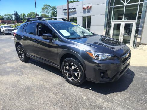 Used 2019 Subaru Crosstrek 2.0i Premium w/ Popular Package #2 AWD/4WD image 2