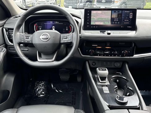 Used 2026 Nissan Rogue SL AWD/4WD image 8