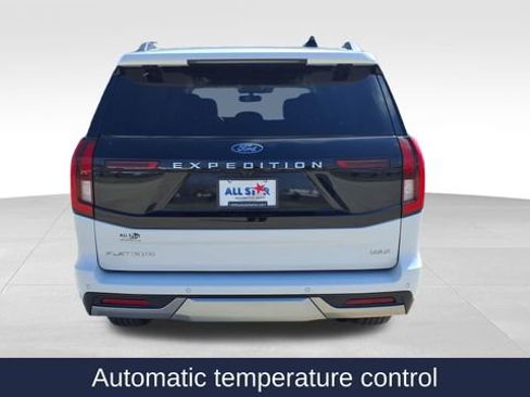 Used 2025 Ford Expedition Max Platinum image 7