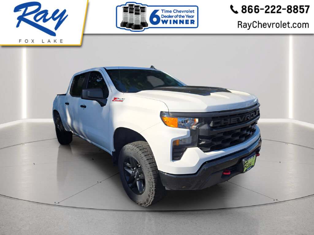 Used 2024 Chevrolet Silverado 1500 Custom Trail Boss AWD/4WD image 1