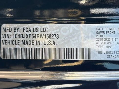 Used 2024 Jeep Wrangler Unlimited Sahara w/ Technology Group image 33