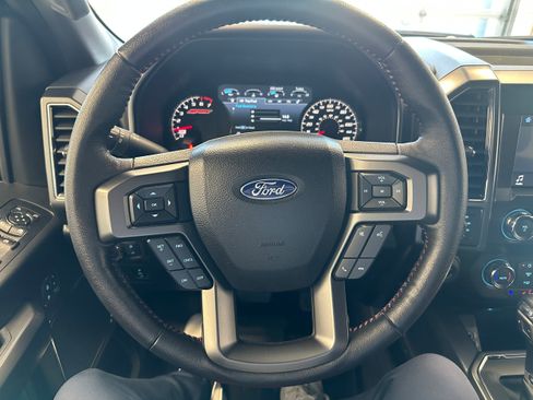 Used 2019 Ford F150 Lariat image 23