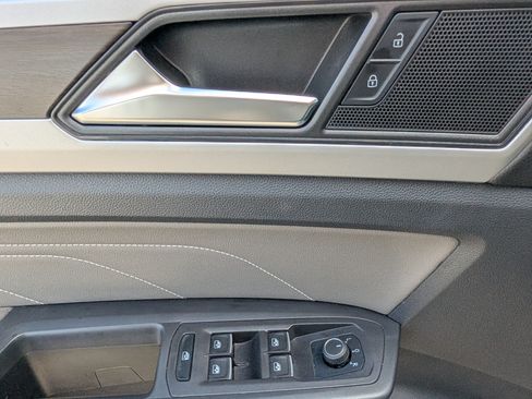 Used 2023 Volkswagen Atlas SE AWD/4WD image 20
