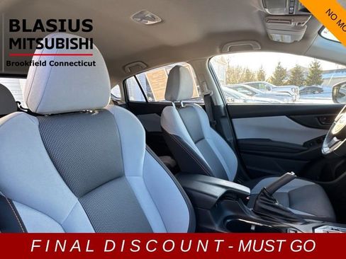 Used 2023 Subaru Crosstrek 2.0i Premium image 17