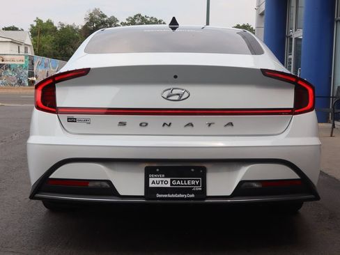 Used 2021 Hyundai Sonata SE FWD image 4