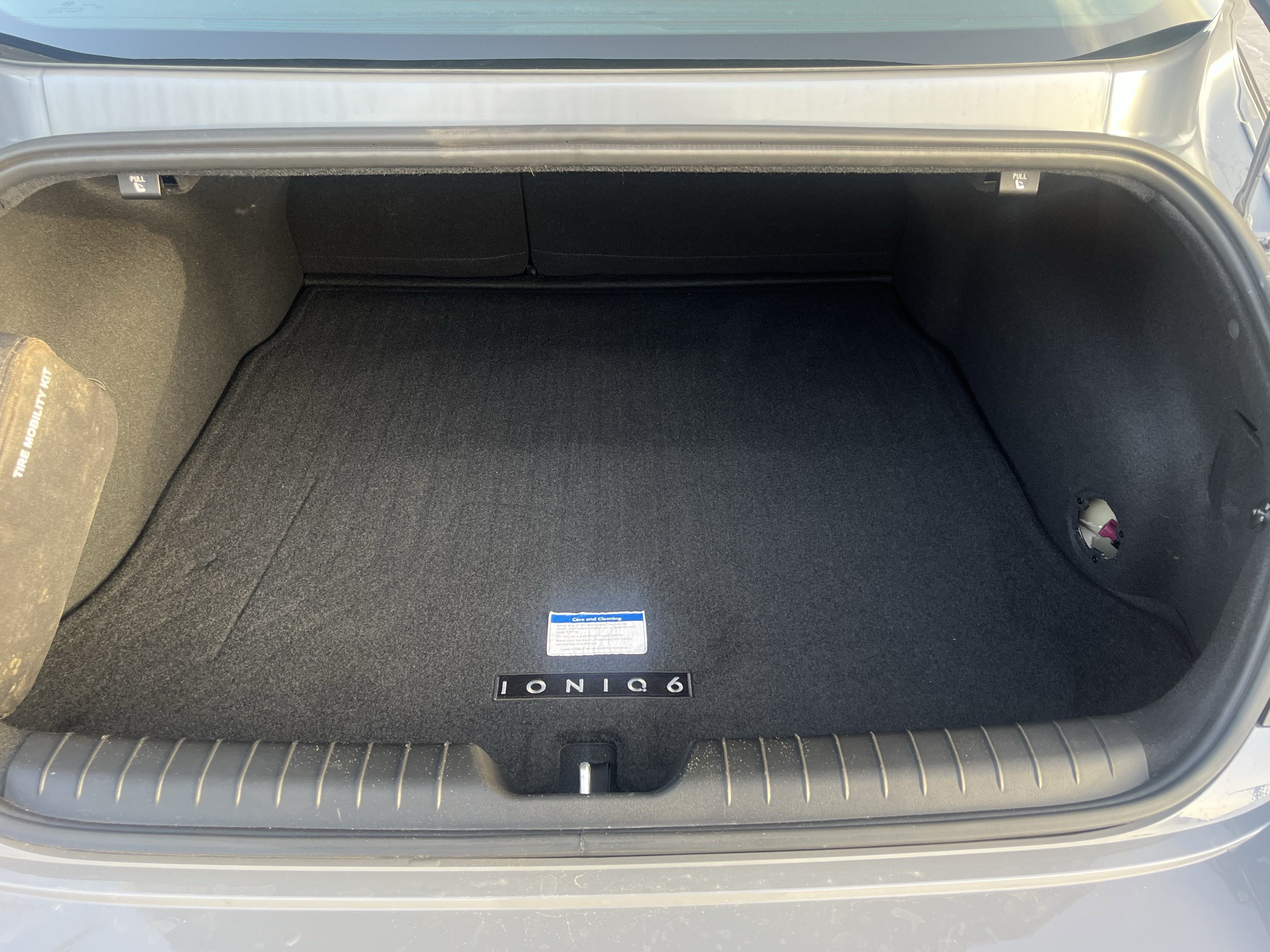 Used 2025 Hyundai Ioniq 6 SEL RWD image 12