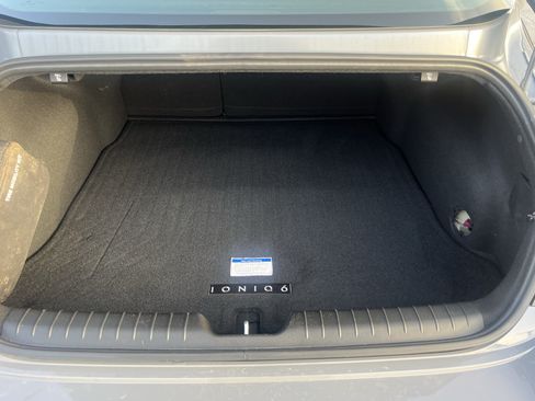 Used 2025 Hyundai Ioniq 6 SEL RWD image 12