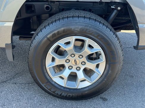 Used 2023 Ford F150 XLT image 9