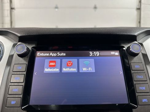Used 2021 Toyota Tundra SR5 AWD/4WD image 33