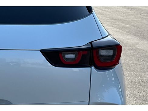 Used 2025 MAZDA CX-50 AWD 2.5 S w/ Premium Plus Pkg image 13
