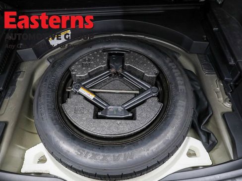 Used 2022 Toyota RAV4 LE image 22