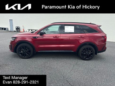 Used 2023 Kia Sorento SX FWD image 4