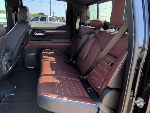 Used 2025 GMC Sierra 1500 Denali Ultimate image 36