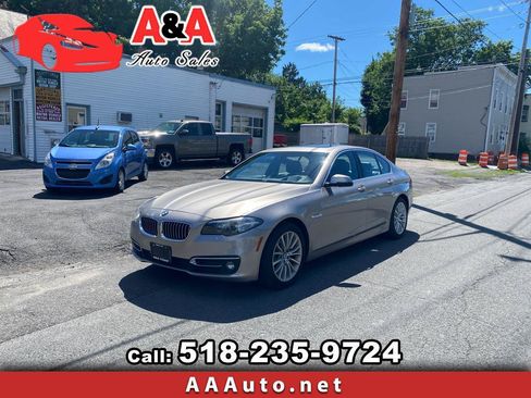 Used 2015 BMW 528i Sedan RWD image 1