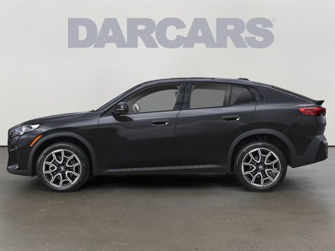 New 2026 BMW X2 xDrive28i w/ Technology Package AWD/4WD image 2