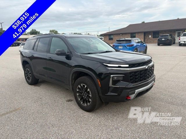 Used 2024 Chevrolet Traverse Z71 w/ Enhanced Driving Package AWD/4WD image 13