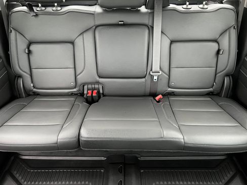 Used 2024 GMC Sierra 1500 Denali w/ Denali Reserve Package image 16