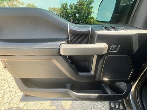 Used 2017 Ford F150 Raptor w/ Equipment Group 802A Luxury AWD/4WD image 22