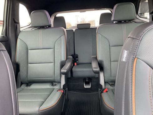 New 2026 GMC Acadia AT4 AWD/4WD image 21