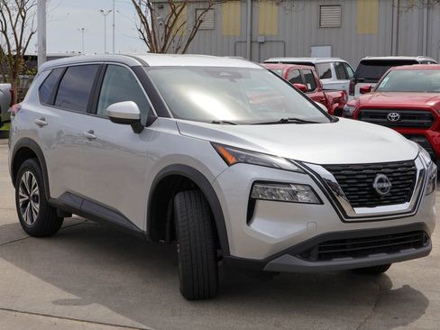 Used 2023 Nissan Rogue SV image 22