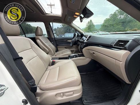 Used 2016 Honda Pilot Touring image 15
