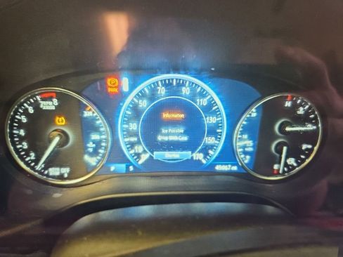 Used 2023 Buick Enclave Avenir w/ Avenir Technology Package image 6