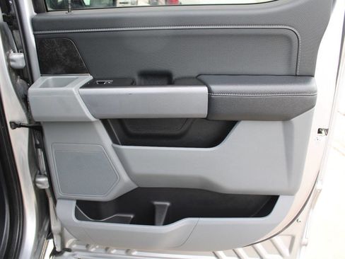 Used 2022 Ford F150 XLT w/ Equipment Group 302A High image 4