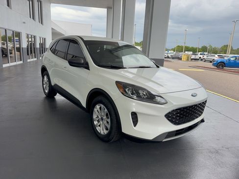 Certified 2022 Ford Escape SE FWD image 4