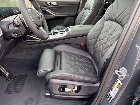 New 2026 BMW X7 xDrive40i AWD/4WD image 15