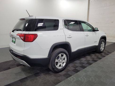 Used 2018 GMC Acadia SLE image 10