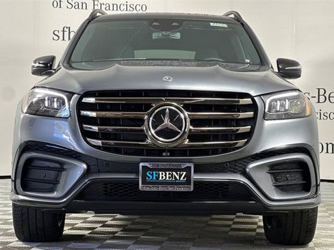 Used 2025 Mercedes-Benz GLS 450 4MATIC image 9