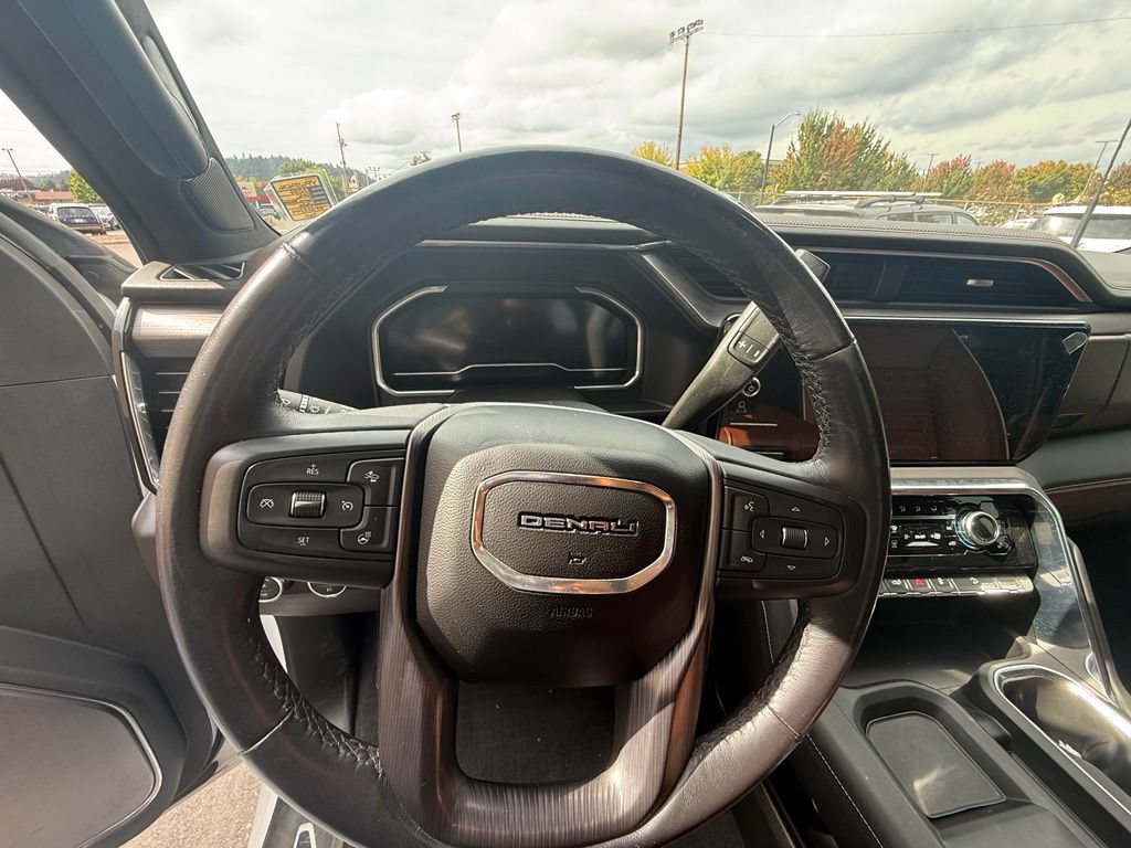 Used 2024 GMC Sierra 3500 Denali Ultimate AWD/4WD image 21