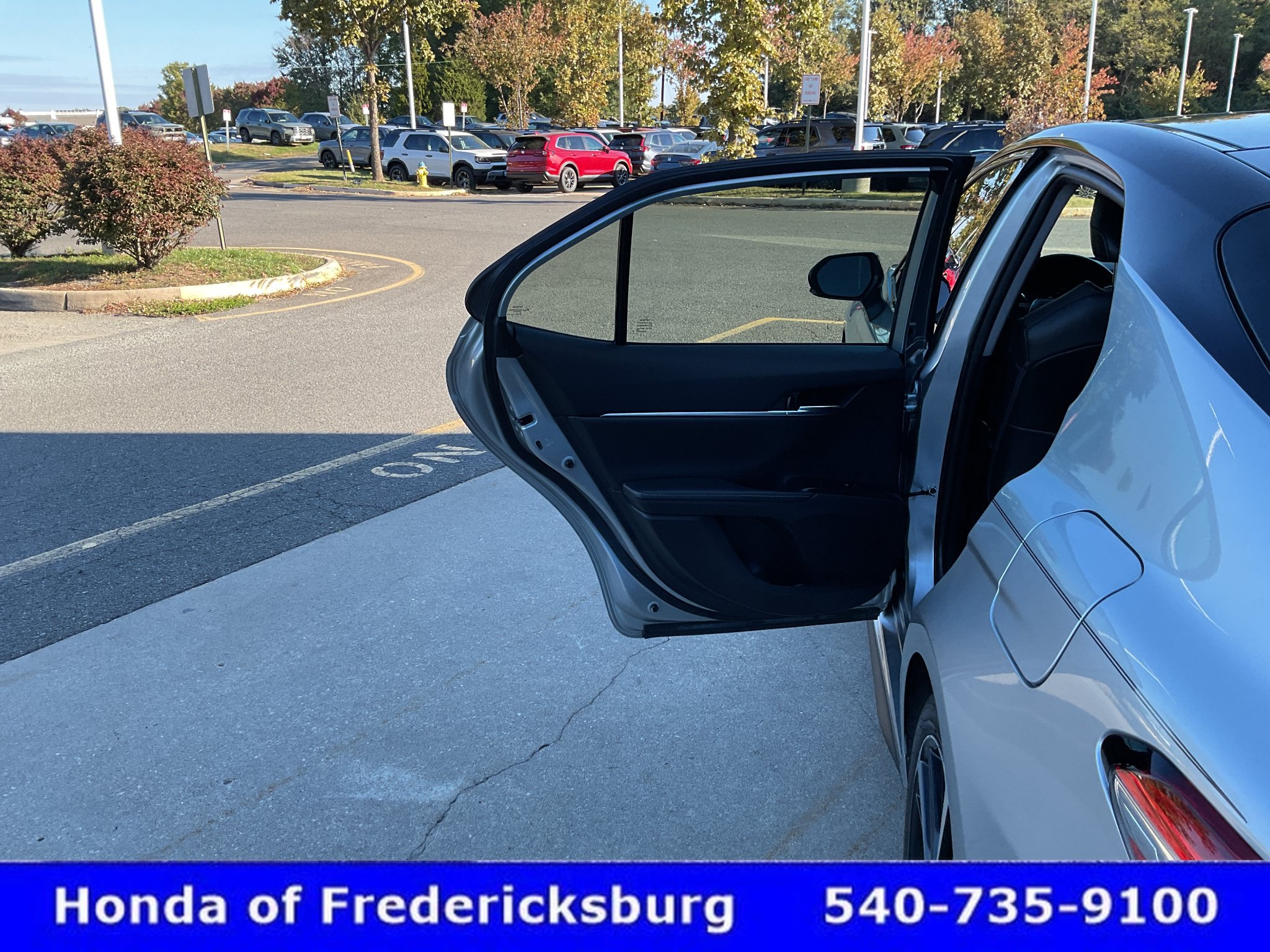 Used 2020 Toyota Camry XSE w/ Driver Assist Package FWD image 19