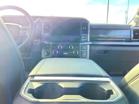 New 2026 Ford F250 Lariat w/ Black Appearance Package image 23