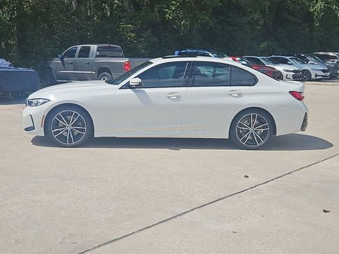 Certified 2023 BMW 330i Sedan w/ M Sport Package RWD image 9