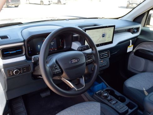 New 2026 Ford Maverick XLT image 17
