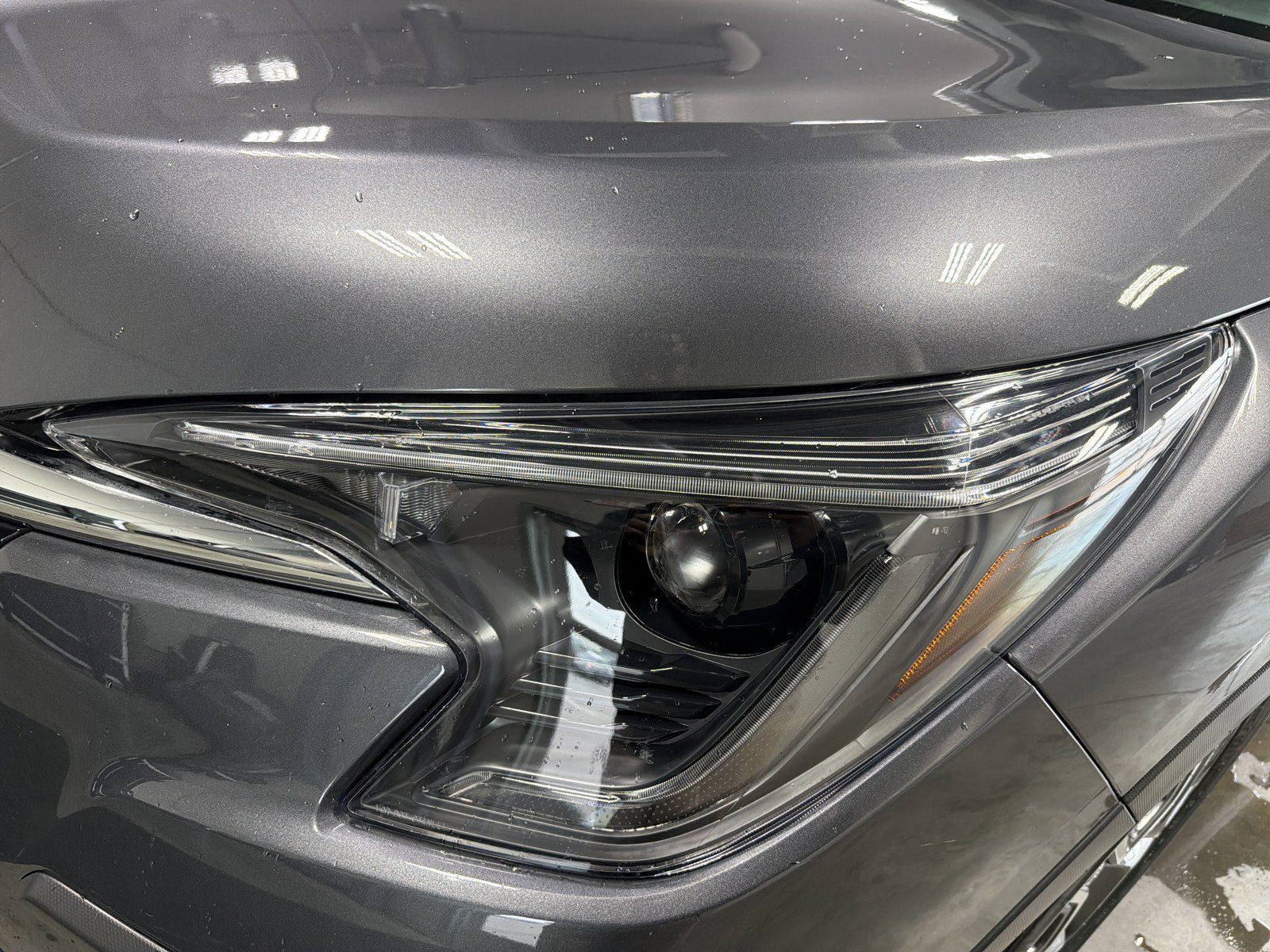 Certified 2025 Subaru Ascent Touring AWD/4WD image 16