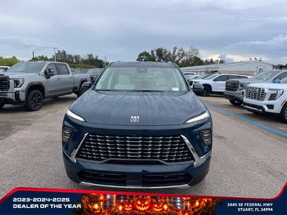 New 2027 Buick Enclave Avenir w/ LPO, Cargo Package