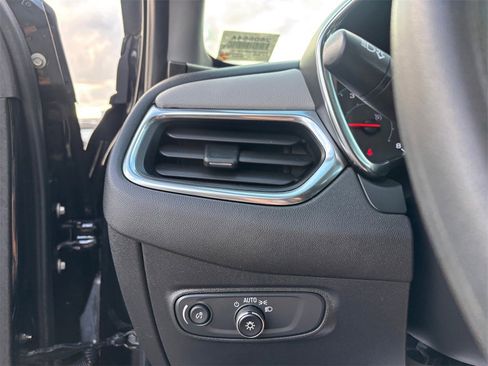 Certified 2024 Chevrolet Equinox LS image 22