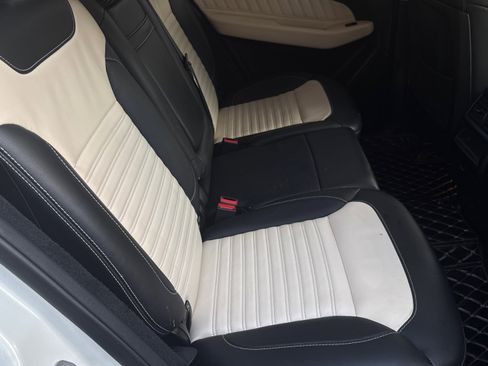 Used 2019 Mercedes-Benz GLE 43 AMG 4MATIC image 44