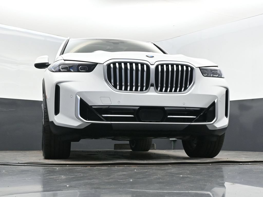 Used 2026 BMW X5 sDrive40i w/ Parking Assistance Package RWD image 45