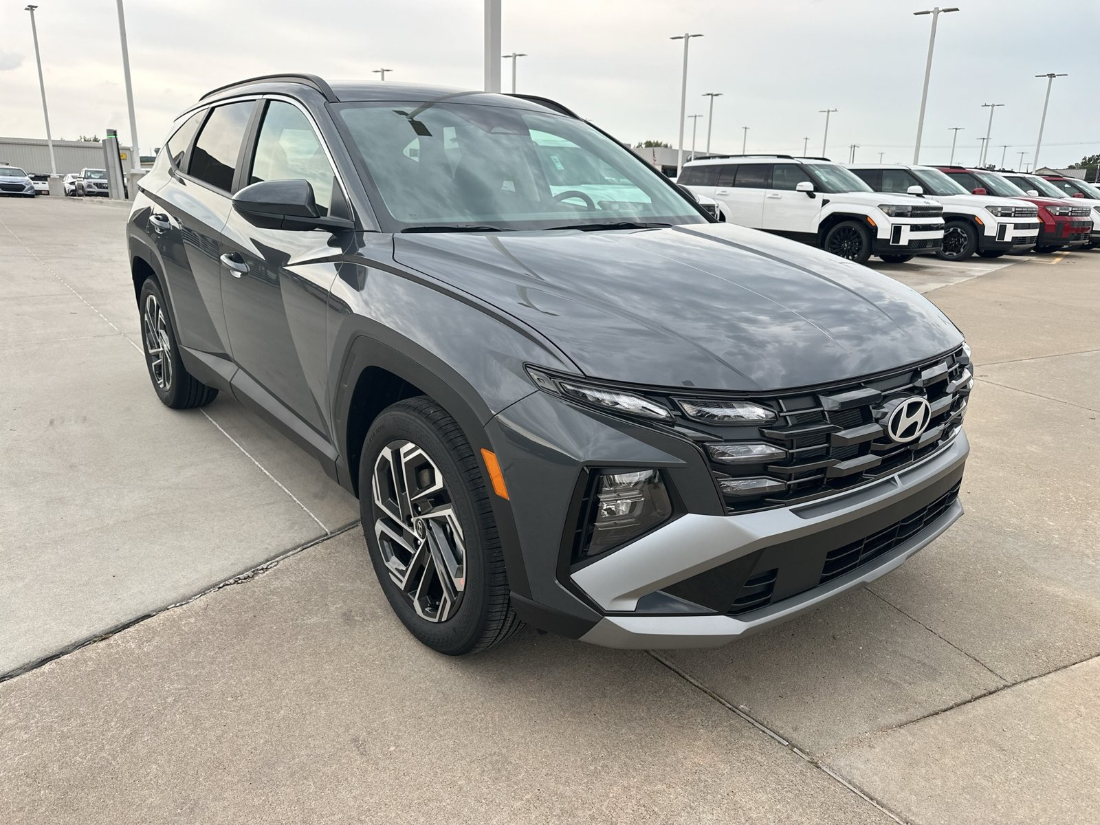 New 2026 Hyundai Tucson SEL Plus FWD image 8