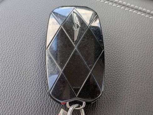 Used 2025 Genesis G70 2.5T AWD/4WD image 28
