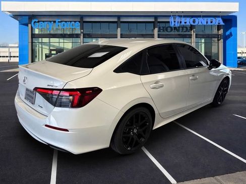 Certified 2025 Honda Civic Sport image 2