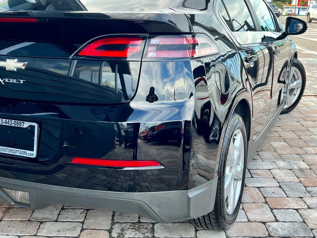 Used 2013 Chevrolet Volt FWD image 28