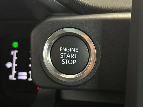 New 2026 Toyota 4Runner SR5 AWD/4WD image 26